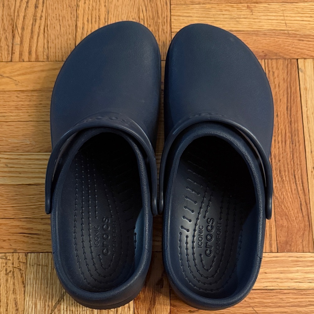 CROCS Navy Blue - Picture 2 of 4